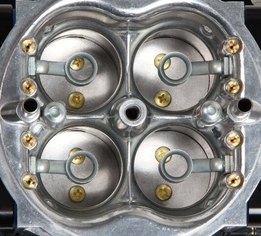 Holley 750 CFM Track Warrior Carburetor - 0-67200BK