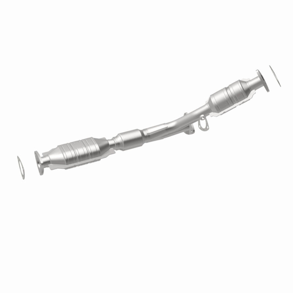 MagnaFlow direct-fit catalytic converter fits 2001-2003 Saturn L300, Saturn LW300, and additional vehicles. Avoid potential exhaust leaks by using the included gaskets to get a pro