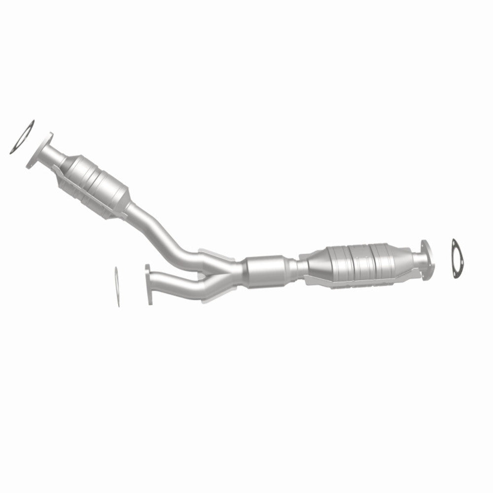 MagnaFlow direct-fit catalytic converter fits 2001-2003 Saturn L300, Saturn LW300, and additional vehicles. Avoid potential exhaust leaks by using the included gaskets to get a pro