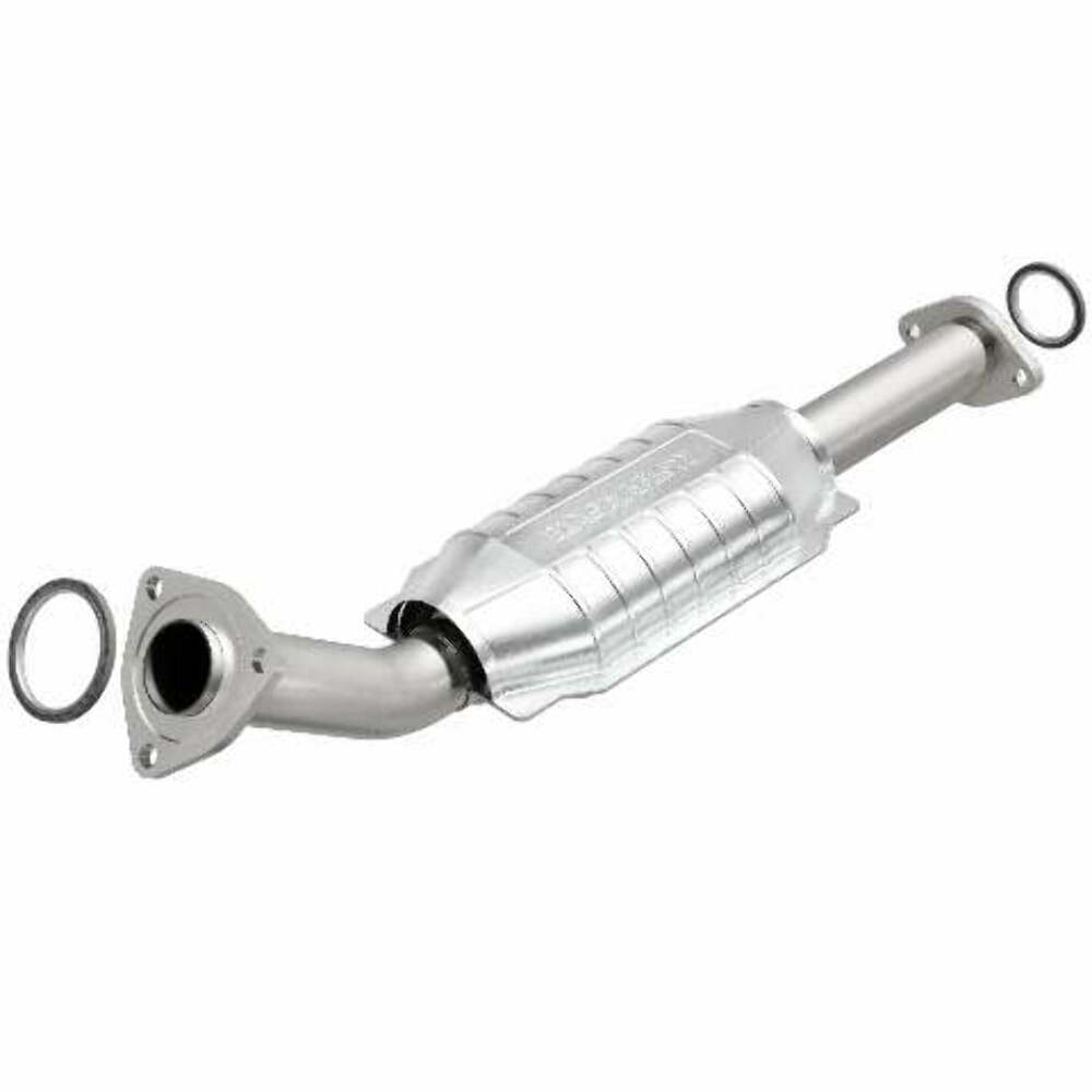 MagnaFlow direct-fit catalytic converter for 2003-2005 Toyota Tundra 4.7L passenger side stainless steel Federal EPA compliant OBDII 24406