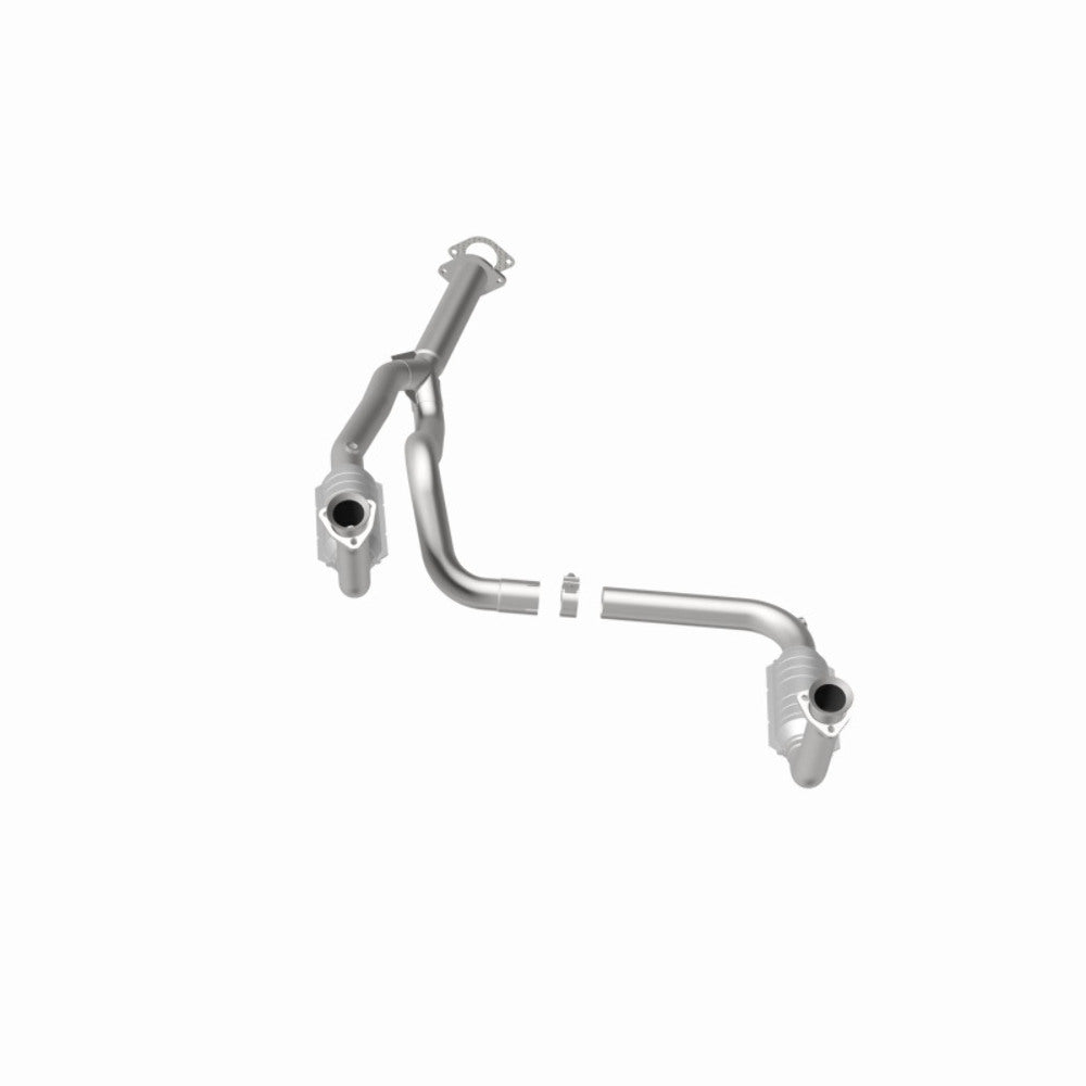 MagnaFlow direct-fit catalytic converter fits 2000-2002 Chevrolet Express 1500, GMC Savana 1500, and additional vehicles and 00 Chevy Express 1500 5.7L stainless steel CARB complia