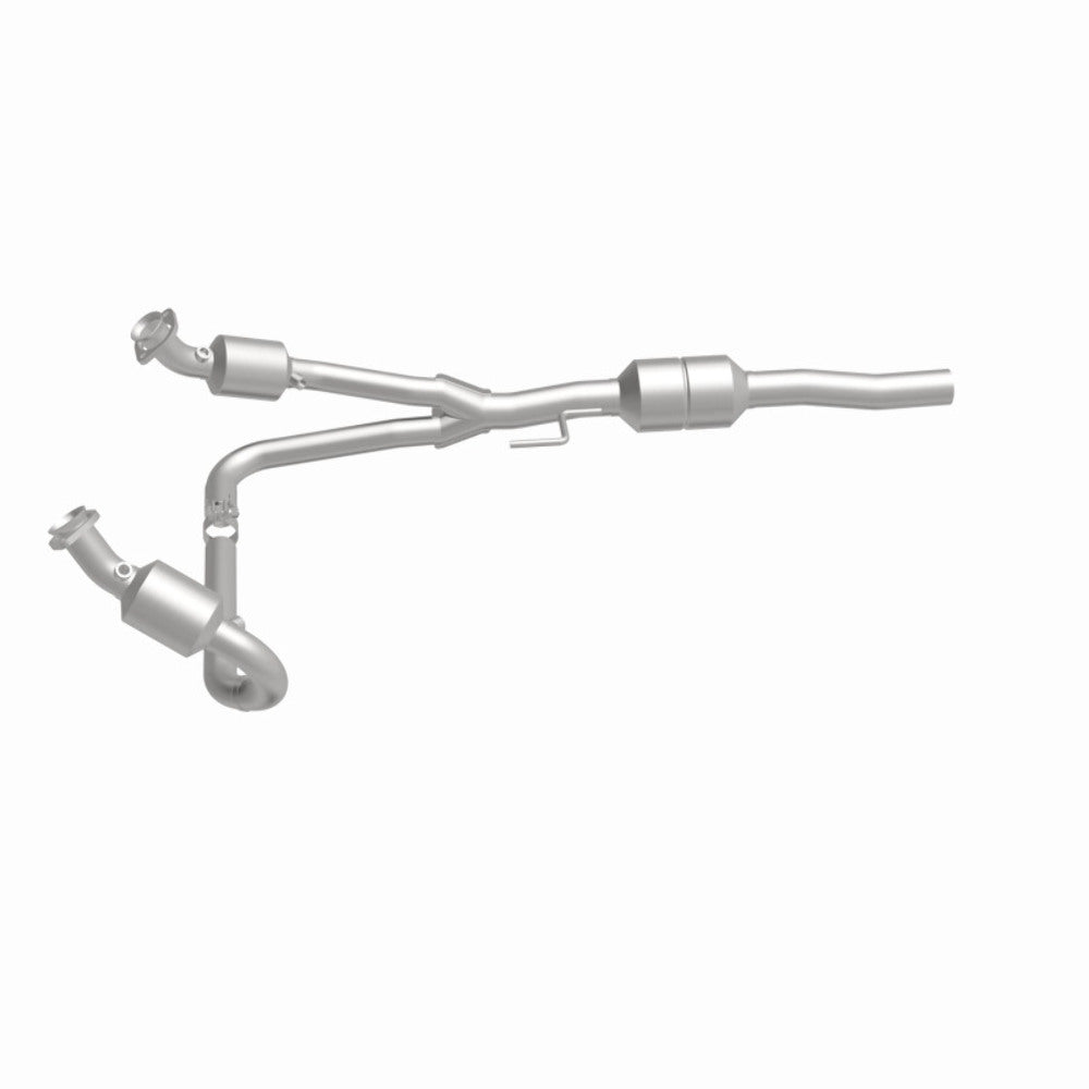 MagnaFlow direct-fit catalytic converter fits 00 Dodge Durango 5.2/5.9L 5.2 inch inlet 2.5 inch outlet stainless steel CARB compliant 458048