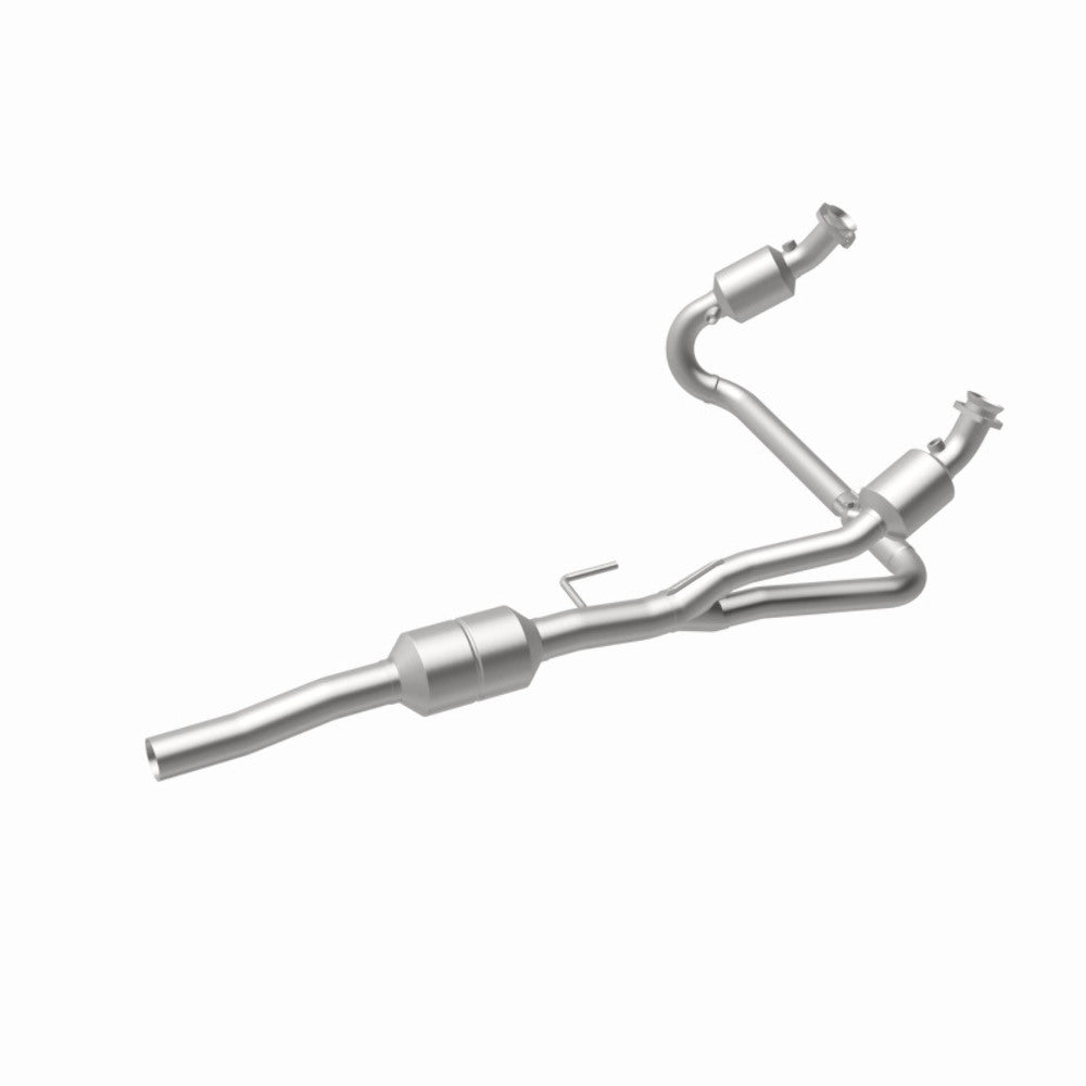 MagnaFlow direct-fit catalytic converter fits 00 Dodge Durango 5.2/5.9L 5.2 inch inlet 2.5 inch outlet stainless steel CARB compliant 458048