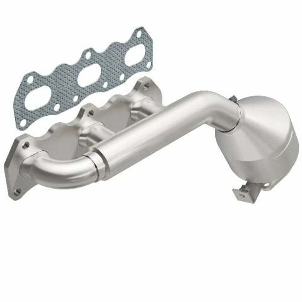 MagnaFlow direct-fit catalytic converter fits 2001-2004 Chevrolet Tracker, 1999-2005 Suzuki Grand Vitara, and more, this and 00 Suzuki Grand Vitara 2.5L stainless steel CARB compli