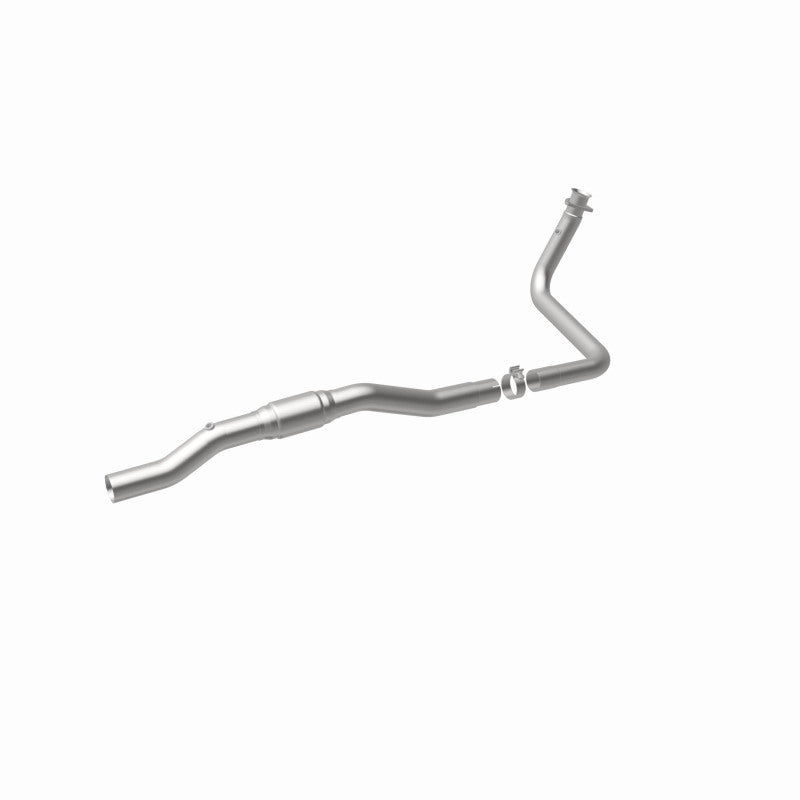 MagnaFlow direct-fit catalytic converter fits 2001-2002 Chevrolet Express 3500, GMC Savana 3500, and additional vehicles. Hardware is included to eliminate the hassle of working wi