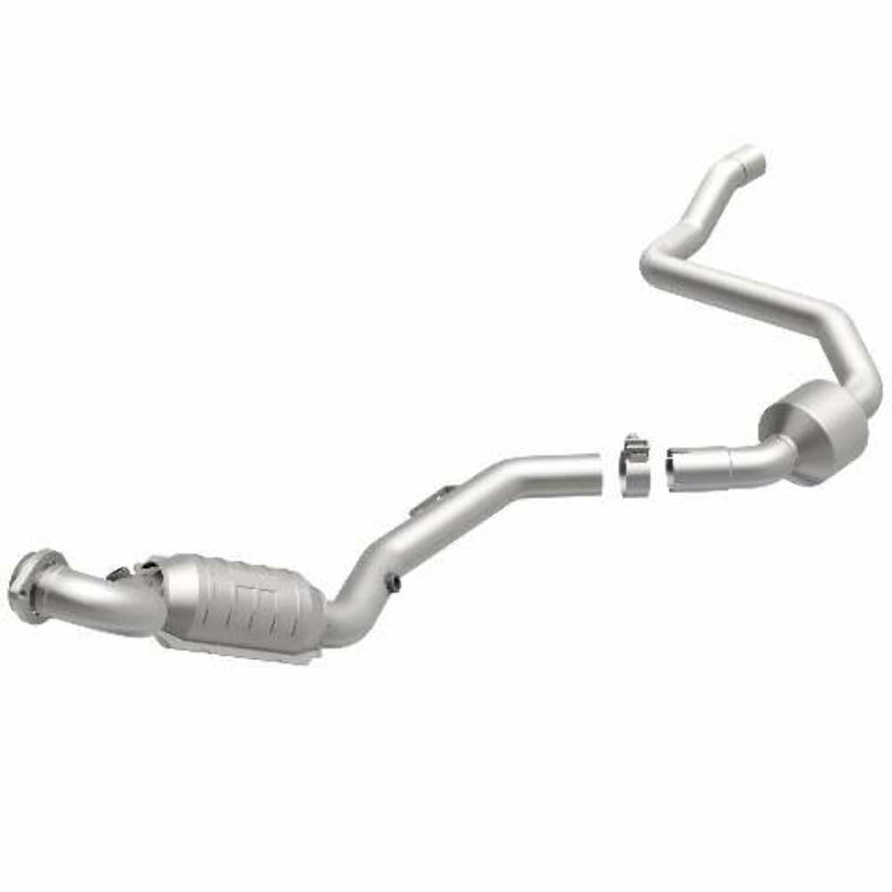 MagnaFlow direct-fit catalytic converter fits 2001-2003 Merc ML55 driver side 5.5L driver side stainless steel CARB compliant 447263