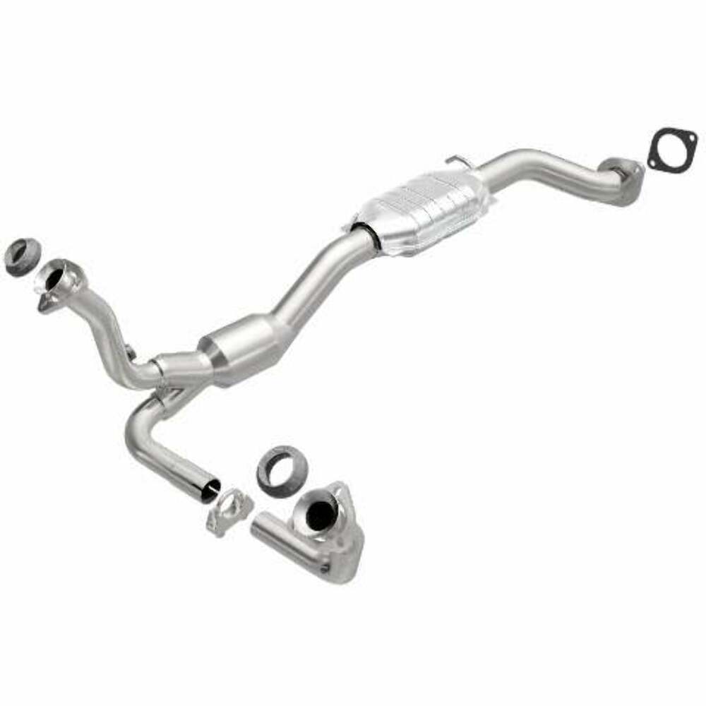 MagnaFlow direct-fit catalytic converter for 2001-2005 Chevy 4.3L stainless steel CARB compliant OBDII 49898