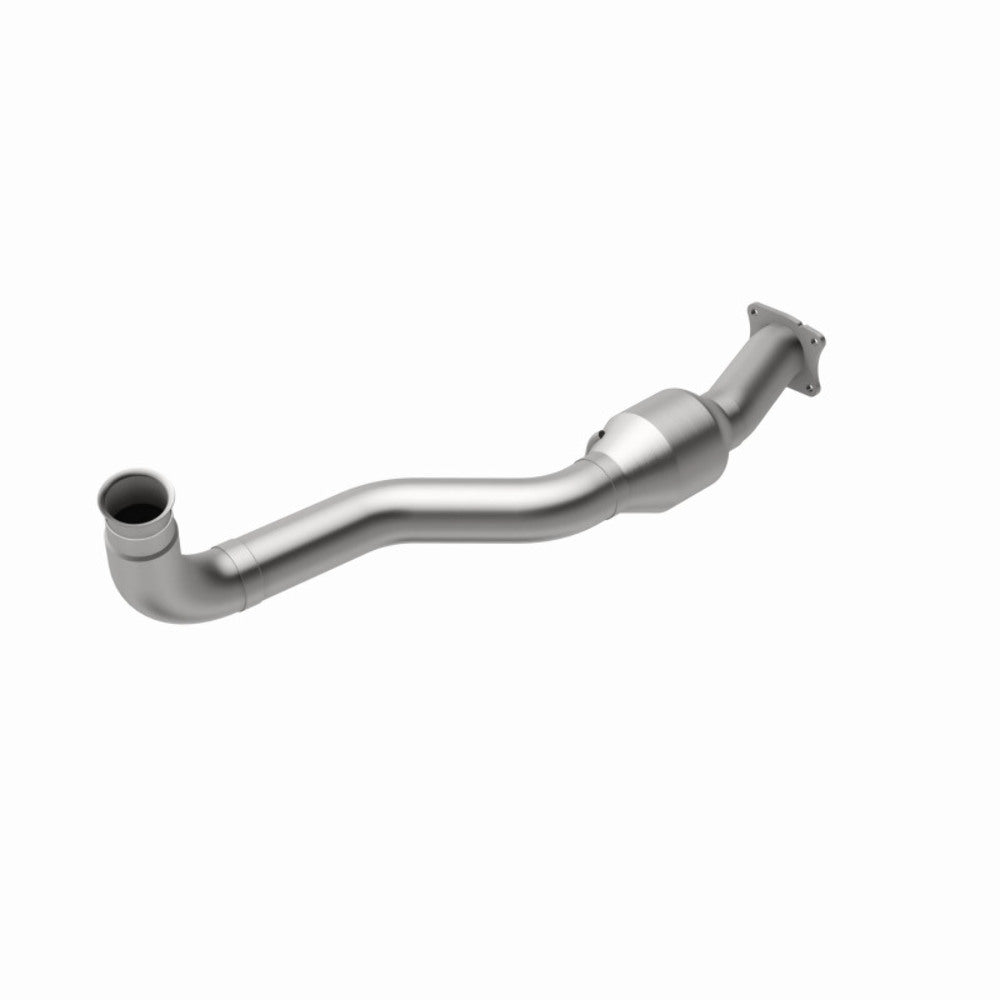 MagnaFlow direct-fit catalytic converter for 2001-2005 Chevy Sierra 6.6L stainless steel Federal EPA compliant OBDII 60501