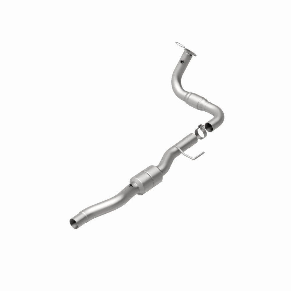 MagnaFlow direct-fit catalytic converter fits 2001-2003 Chevrolet Suburban 2500, 2002-2003 Chevrolet Avalanche 2500, and additional vehicles and 2002-2003 Avalanche 8.1 driver side