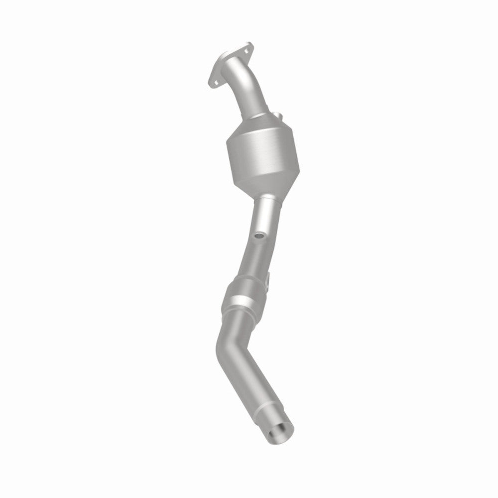 MagnaFlow direct-fit catalytic converter fits 2002-2003 Freelander 2.5L stainless steel CARB compliant OBDII 51877