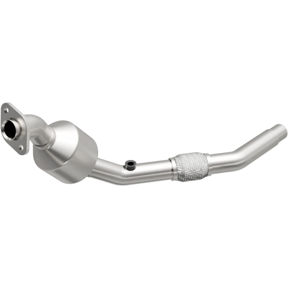 MagnaFlow direct-fit catalytic converter fits 2002-2003 Freelander 2.5L stainless steel CARB compliant OBDII 51877