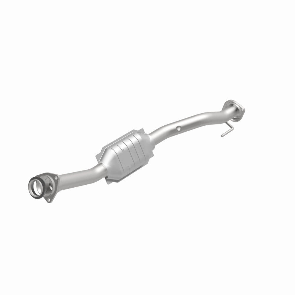 MagnaFlow direct-fit catalytic converter fits 2002-2005 Chevrolet Trailblazer, GMC Envoy, and additional vehicles. Avoid potential exhaust leaks by using the included gaskets to ge