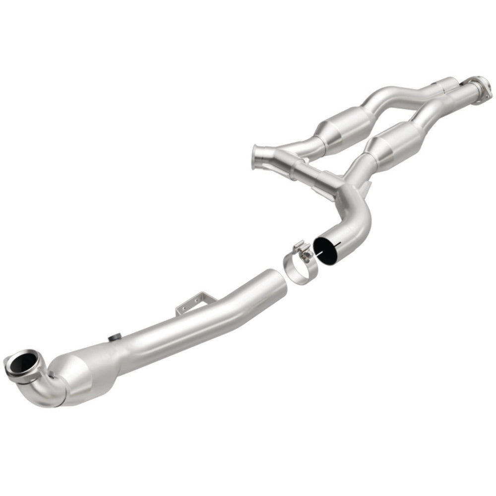 MagnaFlow direct-fit catalytic converter for 2003-2006 Mercedes driver side stainless steel CARB compliant 24334