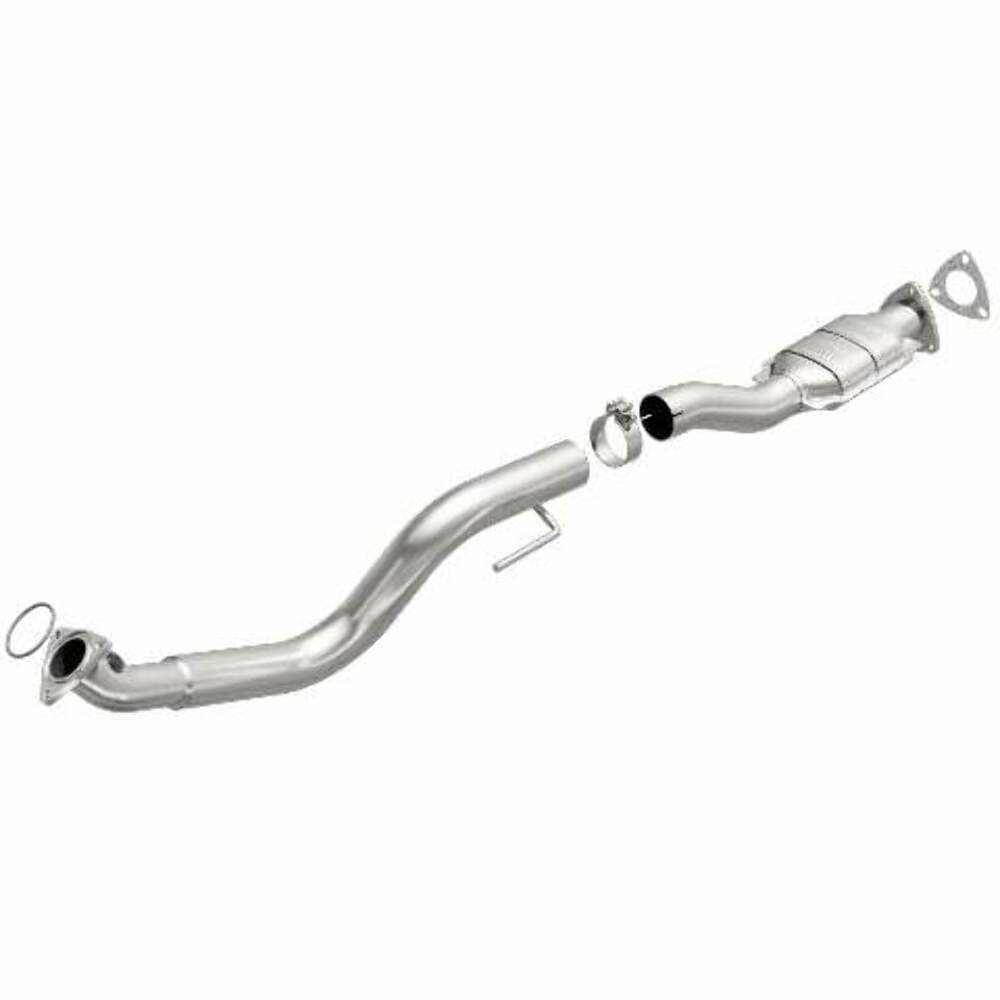 MagnaFlow direct-fit catalytic converter fits 2003-2005 Chevrolet Express 3500, Chevrolet Express 2500, and additional vehicles and 2003-2007 GM 2500/3500 passenger side passenger