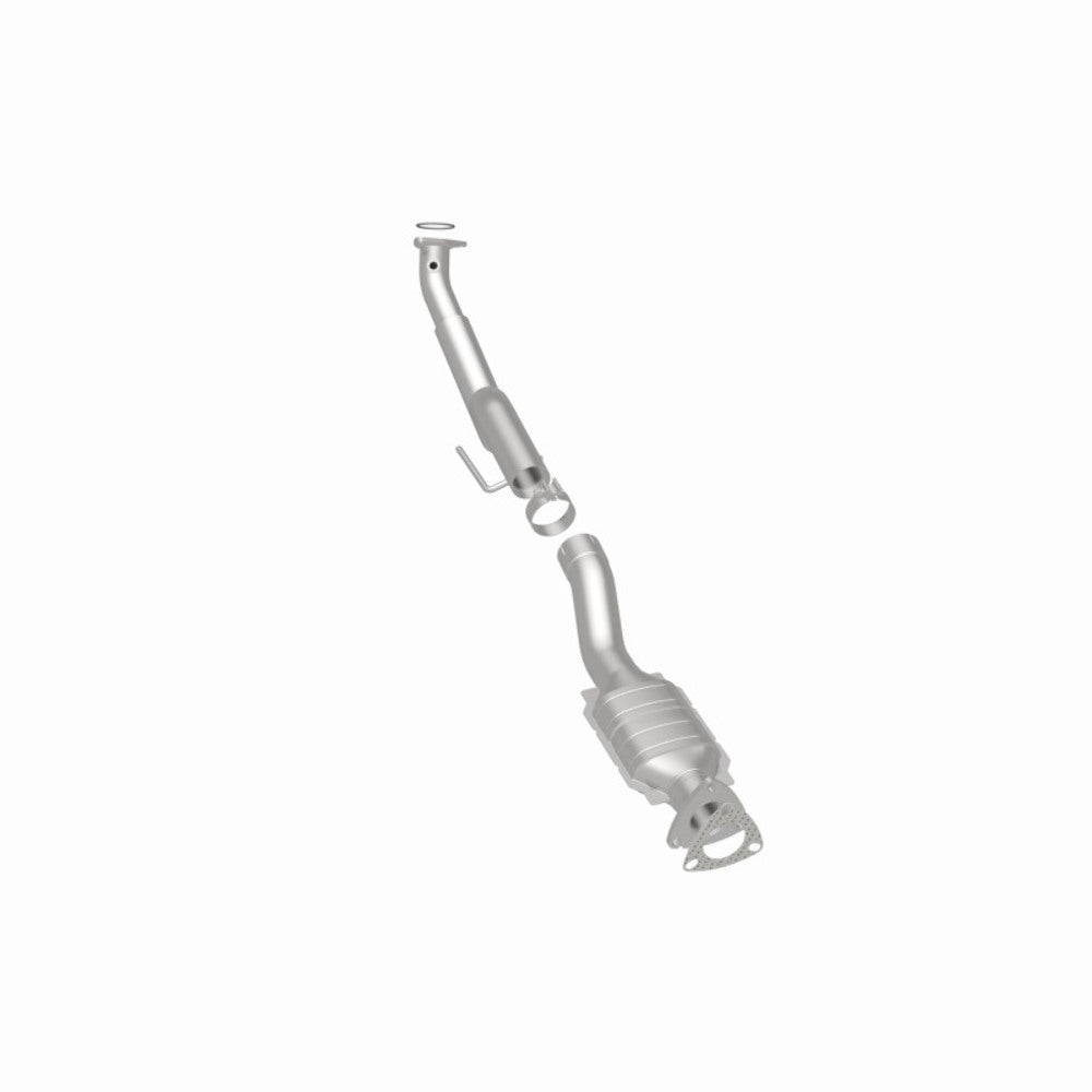 MagnaFlow direct-fit catalytic converter fits 2003-2005 Chevrolet Express 3500, Chevrolet Express 2500, and additional vehicles and 2003-2007 GM 2500/3500 passenger side passenger