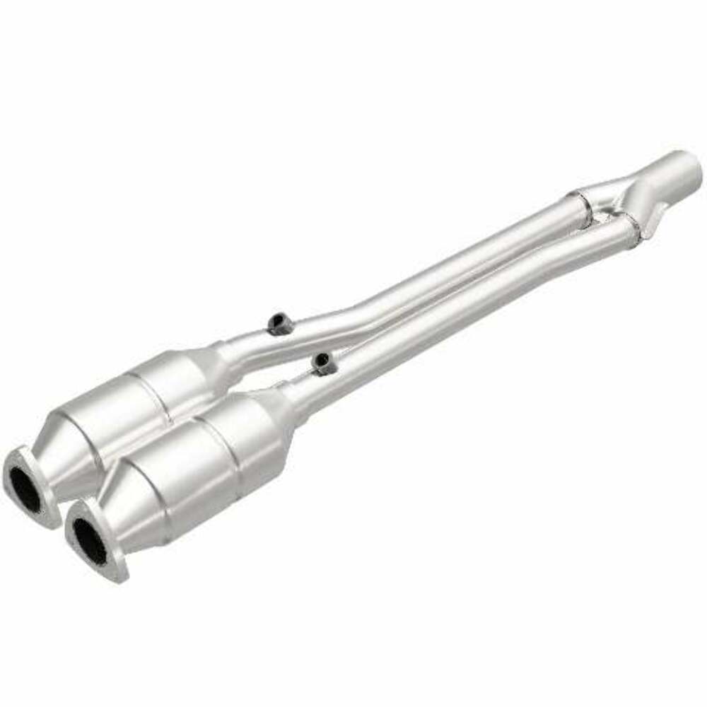 MagnaFlow direct-fit catalytic converter fits 2004-2006 Audi TT Quattro 3.2L and 2004 Volkswagen R32 3.2L stainless steel CARB compliant OBDII 49013