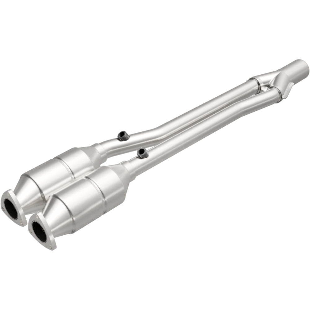 MagnaFlow direct-fit catalytic converter fits 2004-2006 Audi TT Quattro 3.2L and 2004 Volkswagen R32 3.2L stainless steel CARB compliant OBDII 49013