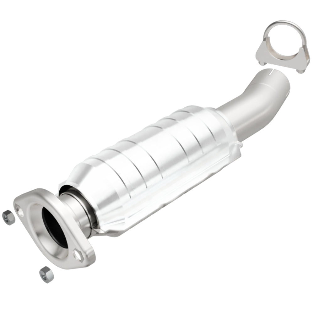 MagnaFlow direct-fit catalytic converter fits 04 Toyota Sienna 3.3L stainless steel Federal EPA compliant OBDII 23084