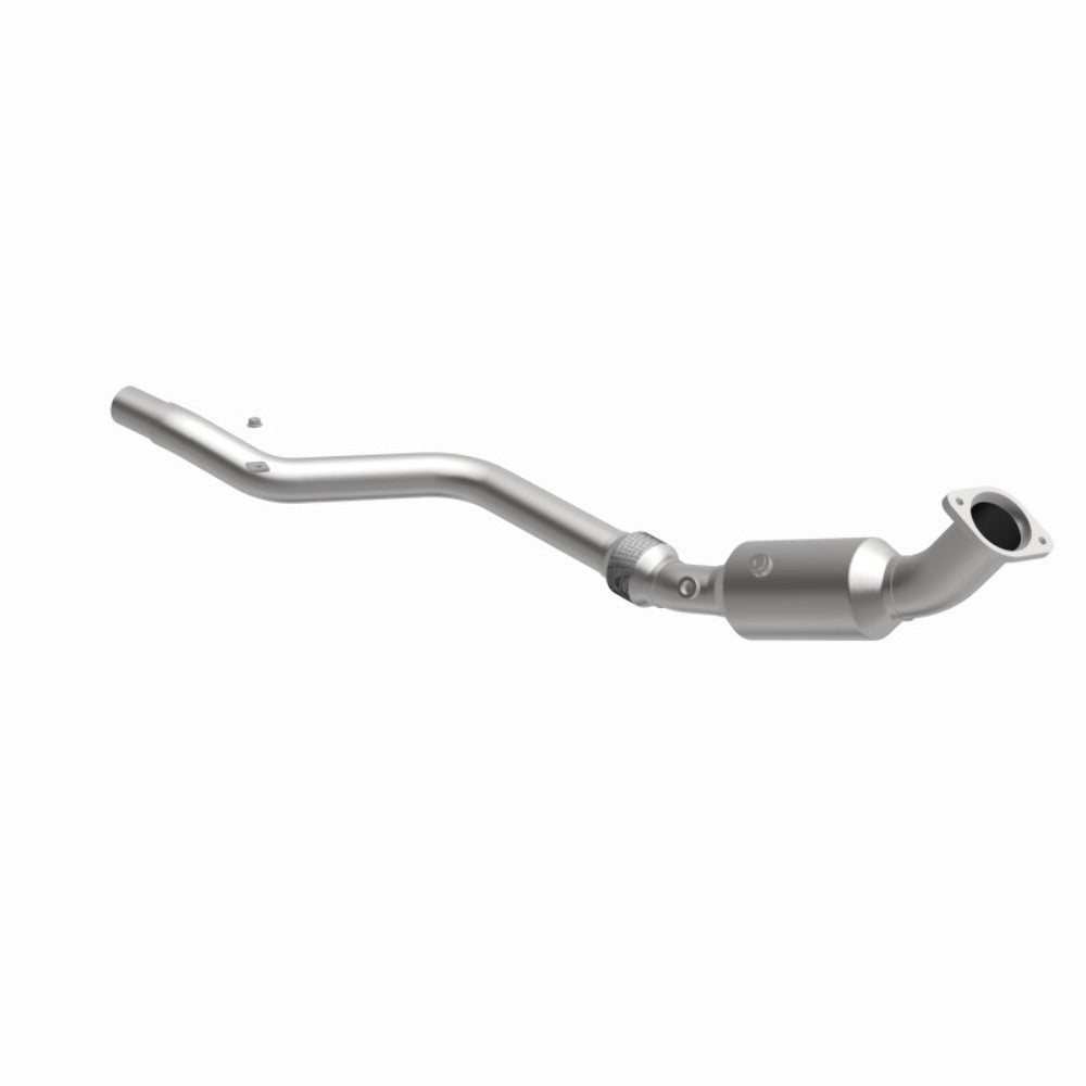 MagnaFlow direct-fit catalytic converter fits 2005-2007 Chrysler 300, 2006-2007 Dodge Charger, and additional vehicles. Hardware is included to eliminate the hassle of working with