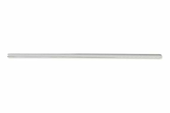 Fits 1973-78 C/K Series Trucks C/K Grille Molding W/ Mounting Clips-Lower 06-102