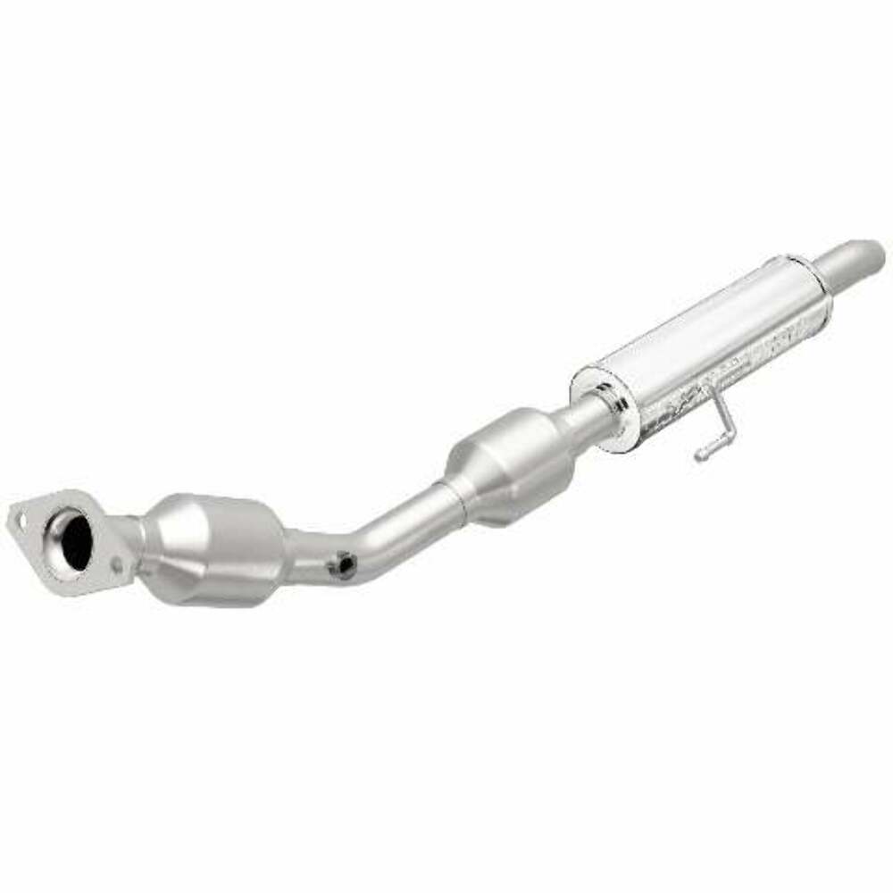 MagnaFlow direct-fit catalytic converter for 2007-2008 Toyota stainless steel CARB compliant OBDII 49470