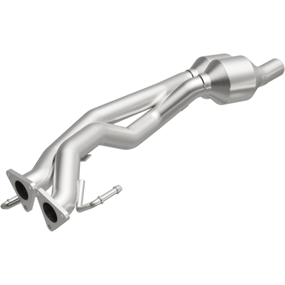 MagnaFlow direct-fit catalytic converter fits 2007-2010 Audi Q7 3.6L and 2007-2010 Volkswagen Touareg 3.6L stainless steel CARB compliant OBDII 51957