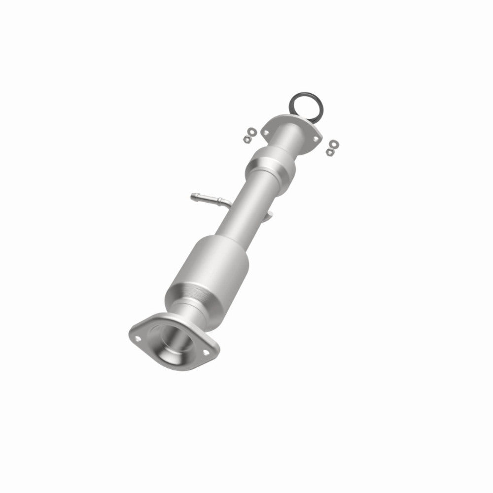 MagnaFlow direct-fit catalytic converter fits 2014-2015 Toyota Highlander 3.5 Undby 3.5 inch inlet/outlet stainless steel CARB compliant 52534