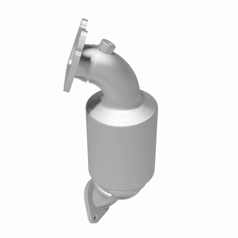 MagnaFlow direct-fit catalytic converter for 2015-2016 Chrysler stainless steel CARB compliant OBDII