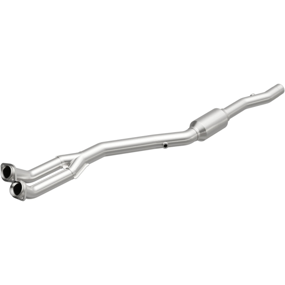 MagnaFlow direct-fit catalytic converter for 1996-1997 BMW 4.4L stainless steel CARB compliant 4481687