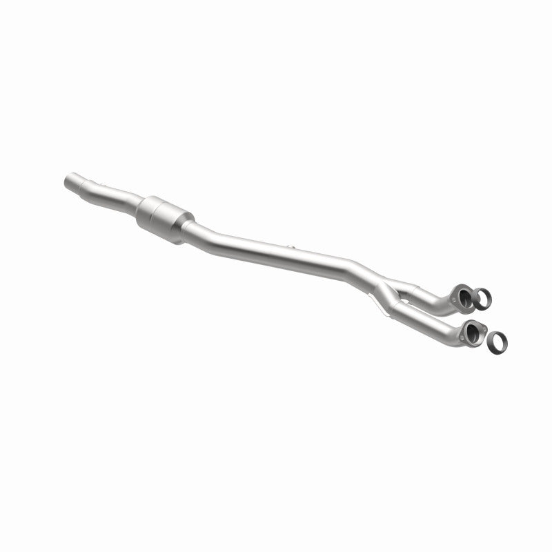 MagnaFlow direct-fit catalytic converter for 1996-1998 BMW 4.4L stainless steel CARB compliant 4481682
