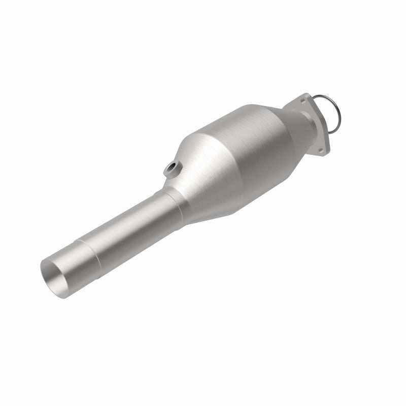 MagnaFlow direct-fit catalytic converter for 1996-1998 VW Golf 2.8L stainless steel CARB compliant 4481957