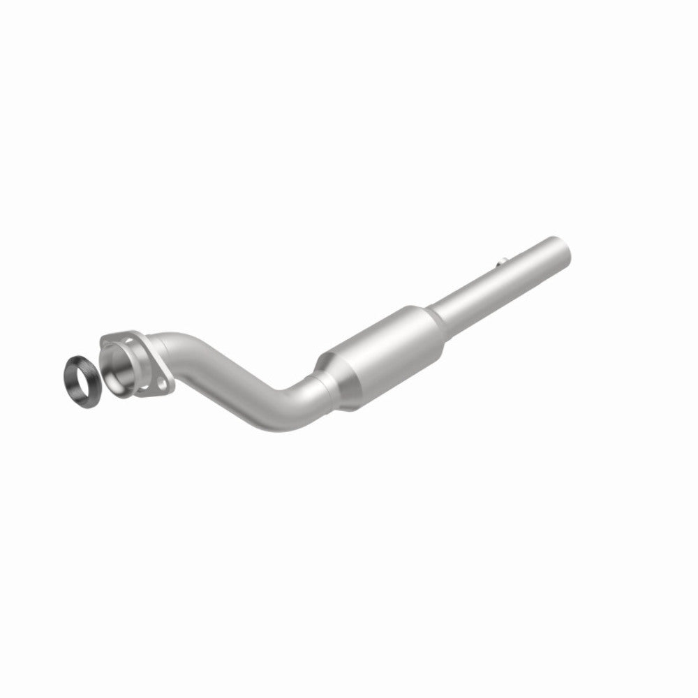 MagnaFlow direct-fit catalytic converter fits 1996 Buick Park Avenue, 1996 Buick LeSabre, and additional vehicles. Avoid potential exhaust leaks by using the included gaskets to ge