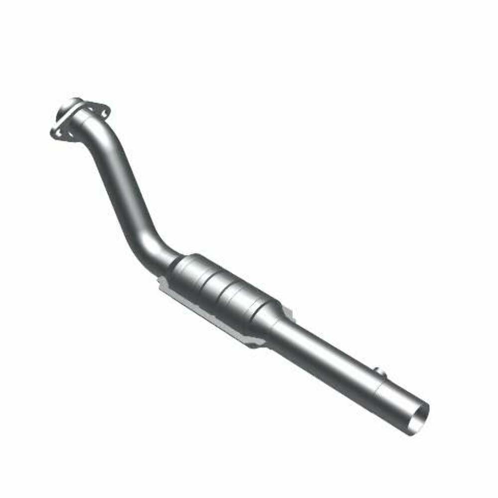 MagnaFlow direct-fit catalytic converter fits 1996 Buick Park Avenue, 1996 Buick LeSabre, and additional vehicles. Avoid potential exhaust leaks by using the included gaskets to ge