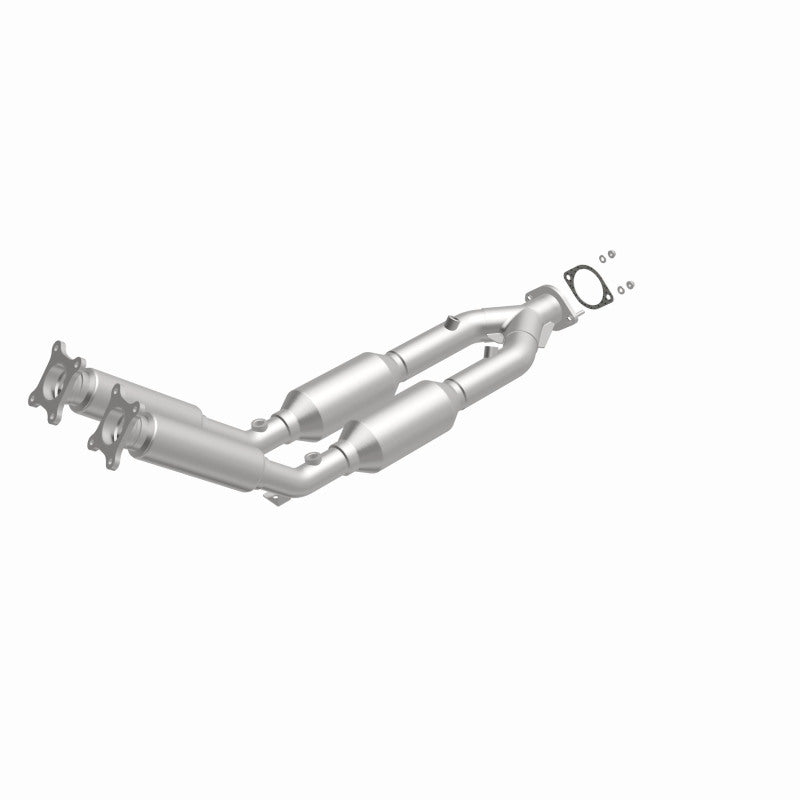 MagnaFlow direct-fit catalytic converter fits 1999 2001 Volvo S80 2.8L stainless steel CARB compliant 4481156