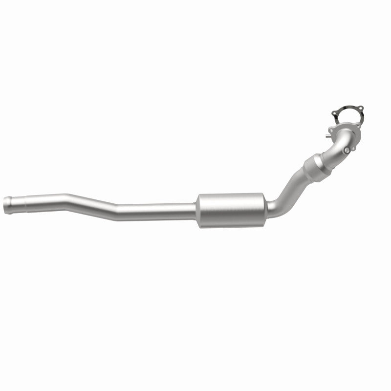 MagnaFlow direct-fit catalytic converter fits 2000 Volvo S70, 2000 Volvo V70, and additional vehicles. Avoid potential exhaust leaks by using the included gaskets to get a proper s