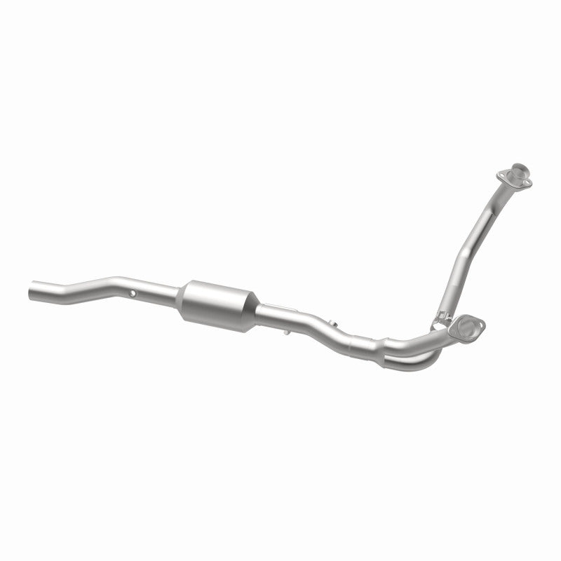 MagnaFlow direct-fit catalytic converter fits 2000 Dodge Durango 5.9L and 2000 Dodge Durango 5.2L stainless steel CARB compliant 4451280