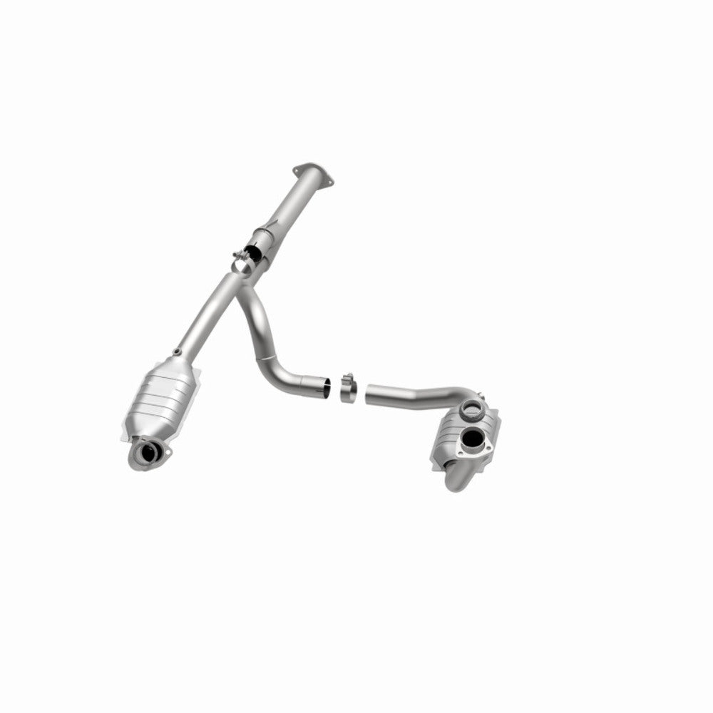 MagnaFlow direct-fit catalytic converter fits 2000-2002 Chevrolet Express 1500 4.3L and 2000-2002 GMC Savana 1500 4.3L stainless steel CARB compliant OBDII 51510