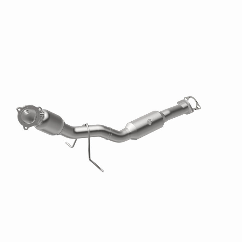 MagnaFlow direct-fit catalytic converter fits 2003-2004 Volvo S60 and Volvo V70. Avoid potential exhaust leaks by using the included gaskets to get a proper seal and 2003 2004 Volv