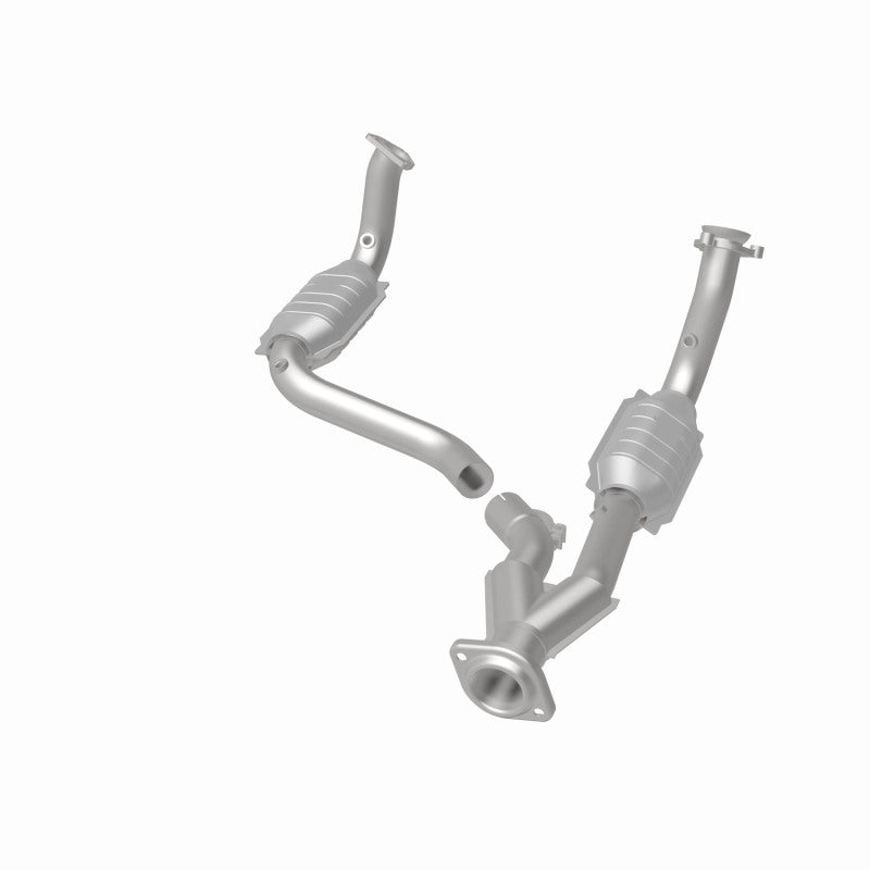 MagnaFlow direct-fit catalytic converter fits 2003 Chevrolet SSR 5.3L stainless steel CARB compliant 4451640