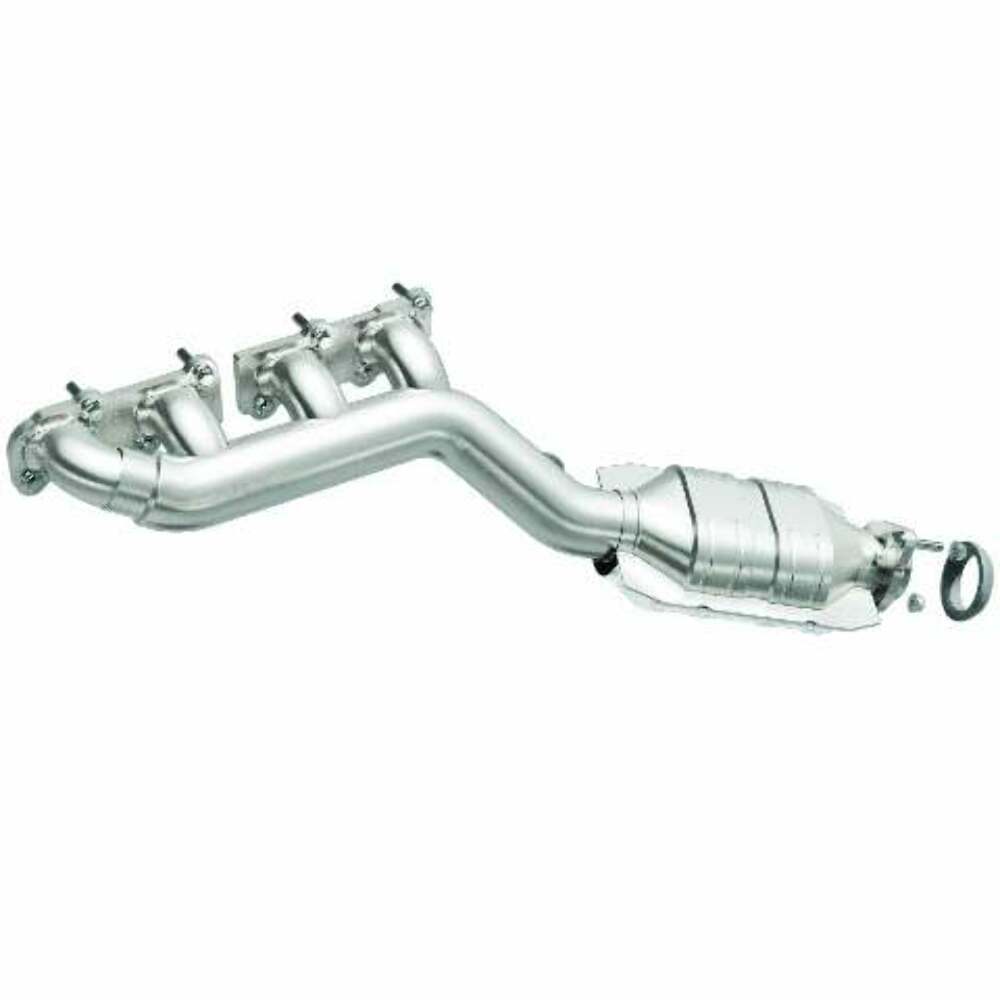 MagnaFlow direct-fit catalytic converter for 2004-2009 Cadillac driver side stainless steel CARB compliant OBDII 51070