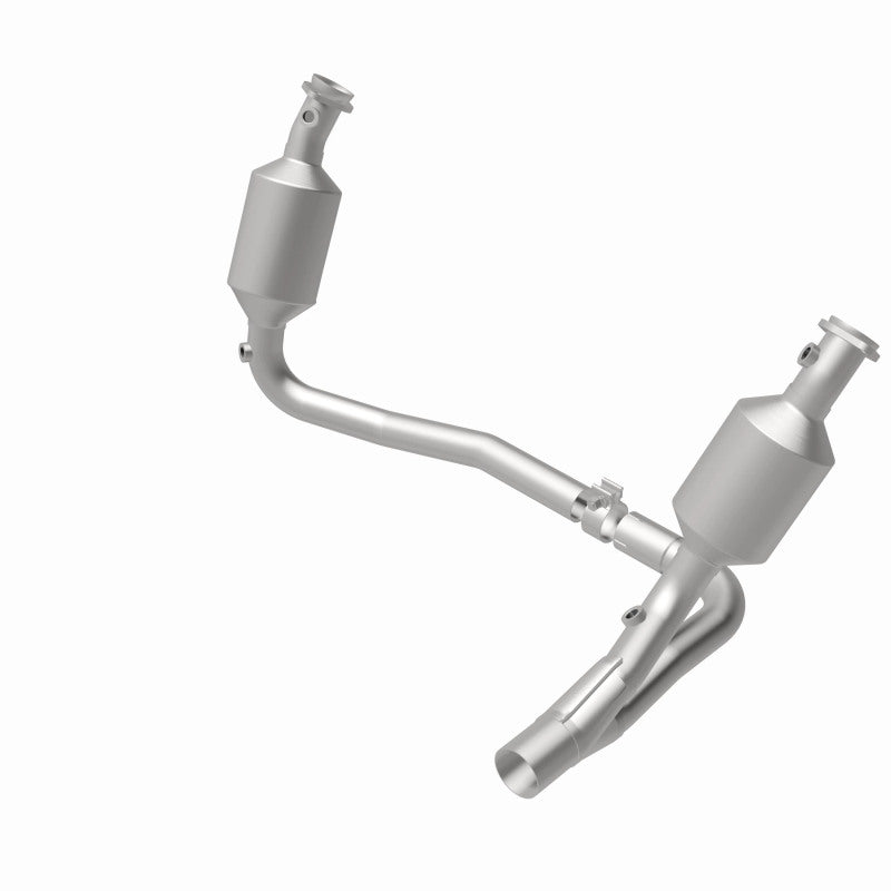 MagnaFlow direct-fit catalytic converter fits 2004 Dodge Dakota 3.7L stainless steel CARB compliant 4551026