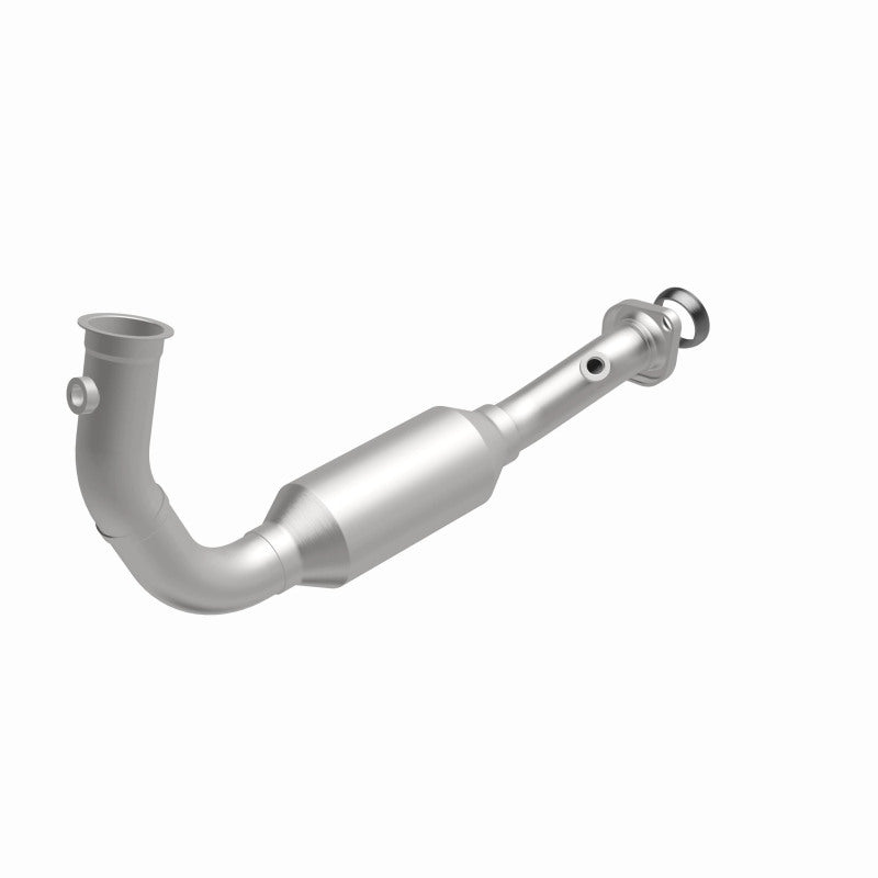 MagnaFlow direct-fit catalytic converter fits 2004 Jeep Liberty 3.7L stainless steel CARB compliant 5451583
