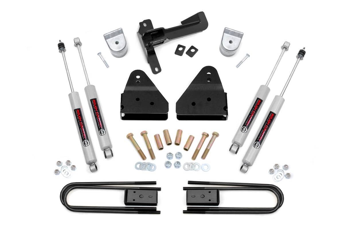Suspension lift kit for 2011-2016 Ford Super Duty by Rough Country