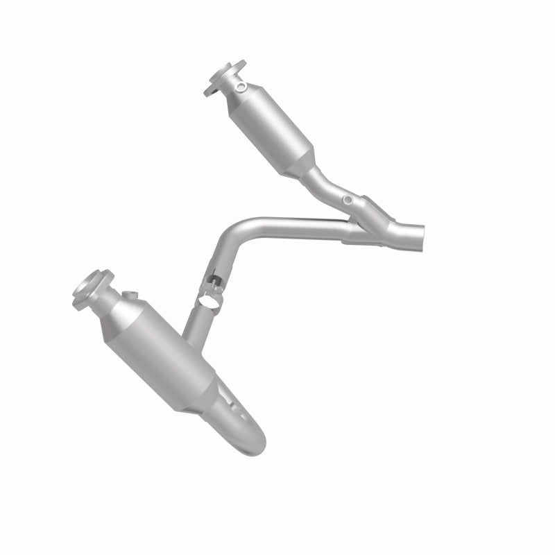 MagnaFlow direct-fit catalytic converter for 2005-2006 Dodge 4.7L stainless steel CARB compliant 4551832