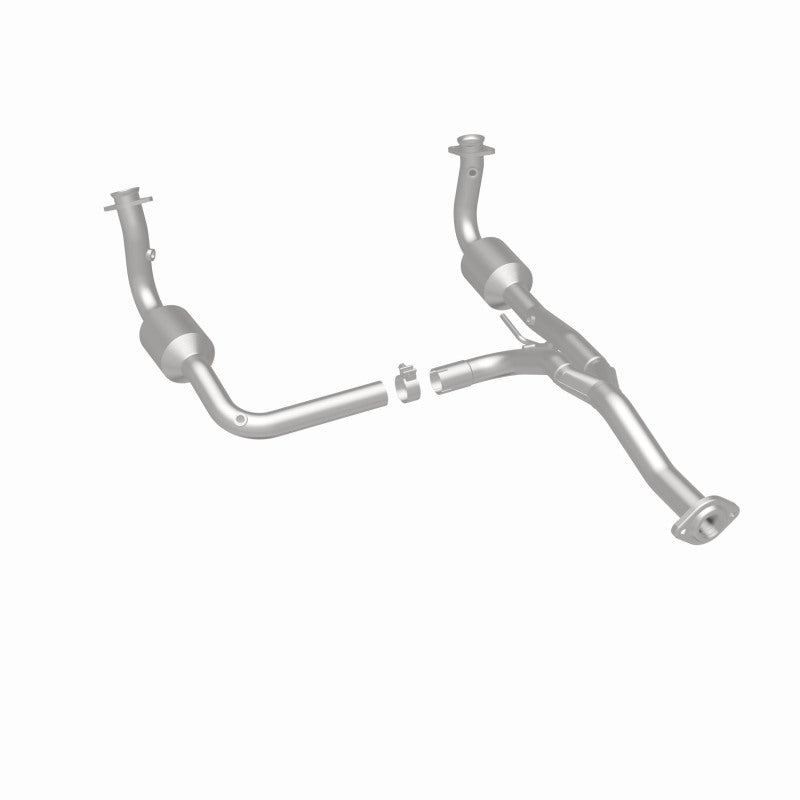 MagnaFlow direct-fit catalytic converter for 2005-2007 Jeep 3.7L stainless steel CARB compliant 5451186