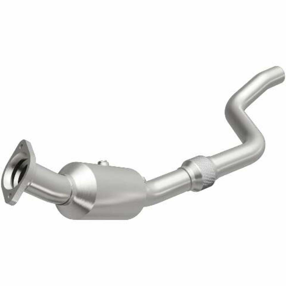 MagnaFlow direct-fit catalytic converter fits 2005 Chrysler 300 5.7L and 2005 Dodge Magnum 5.7L stainless steel CARB compliant 4561243