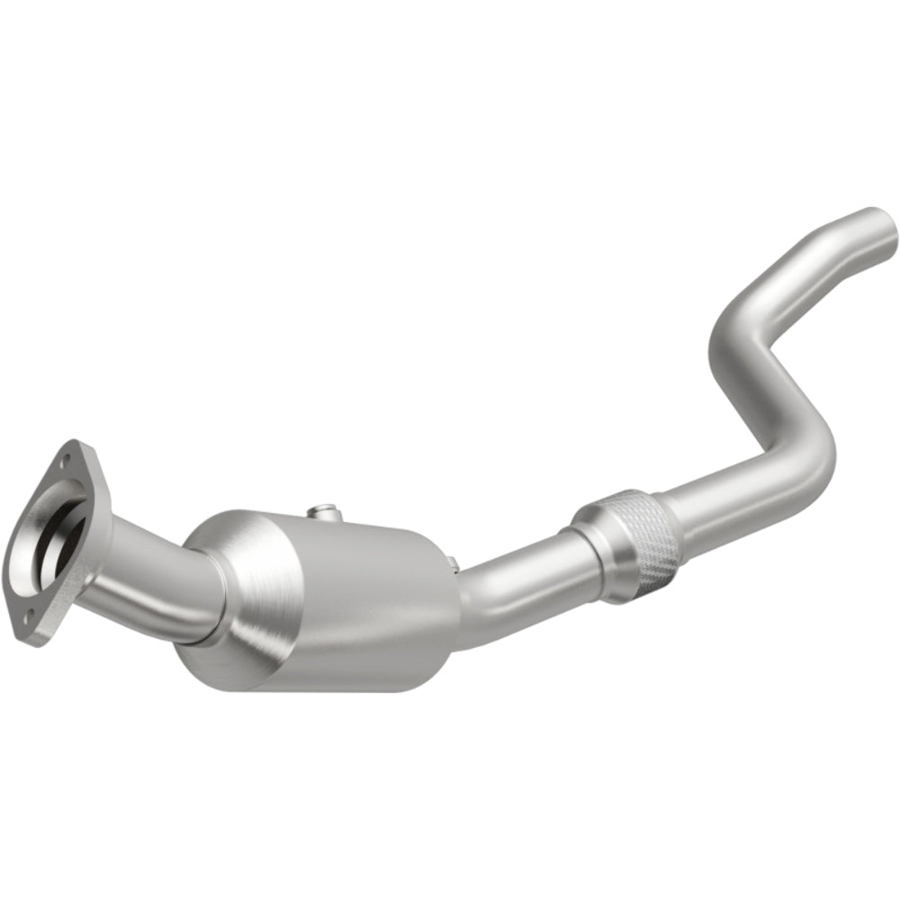 MagnaFlow direct-fit catalytic converter fits 2005 Chrysler 300 5.7L and 2005 Dodge Magnum 5.7L stainless steel CARB compliant 4561243