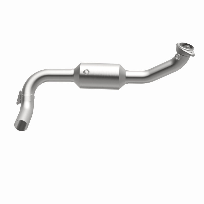 MagnaFlow direct-fit catalytic converter fits 2005 Lincoln Navigator 5.4L stainless steel CARB compliant 4451166