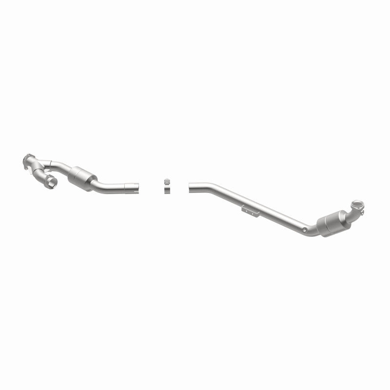 MagnaFlow direct-fit catalytic converter fits 2005 Mercedes-Benz CLK320 3.2L stainless steel CARB compliant 5411582