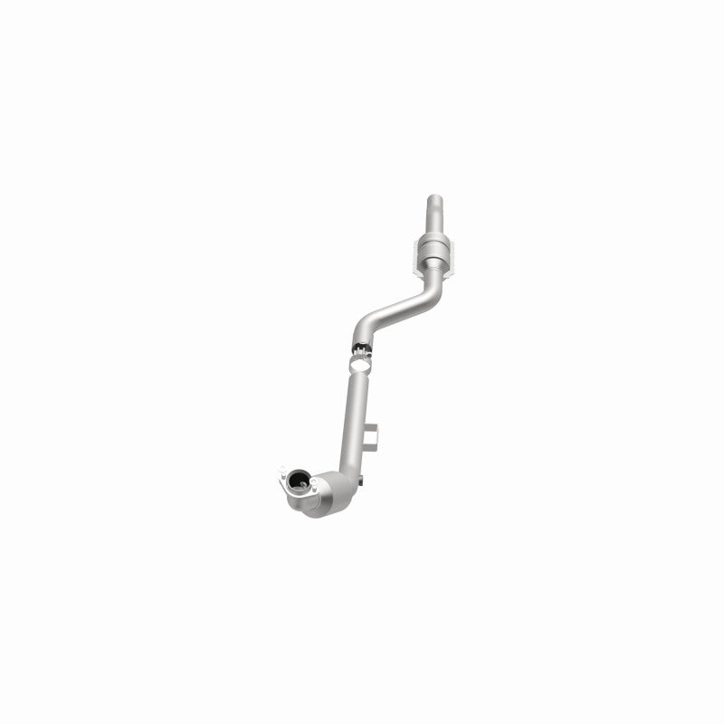 MagnaFlow direct-fit catalytic converter fits 2004-2005 2005 Mercedes-Benz E320 and Mercedes-Benz E500. Hardware is included to eliminate the hassle of working with corroded factor